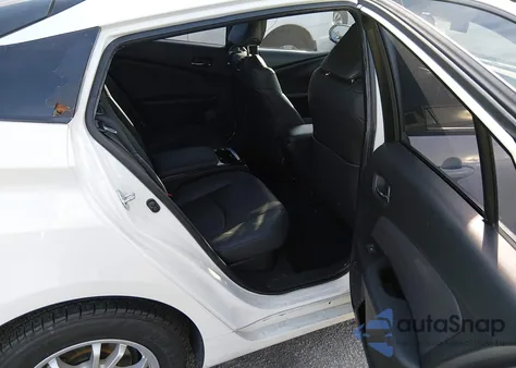 2017 Toyota Prius Prime Premium z USA, uszkodzony, nr VIN JTDKARFP9H3067544